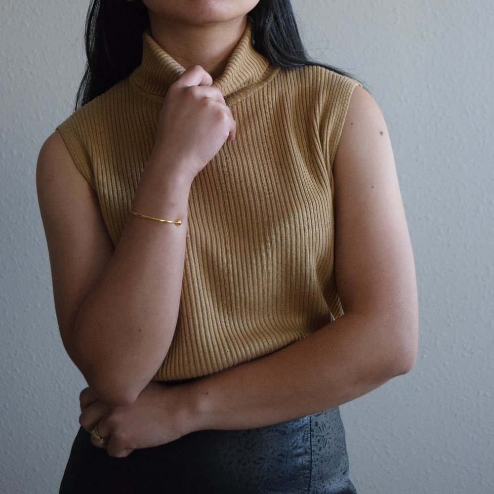 Sag Harbor sleeveless ribbed knit turtleneck camel - Picture 1 of 9
